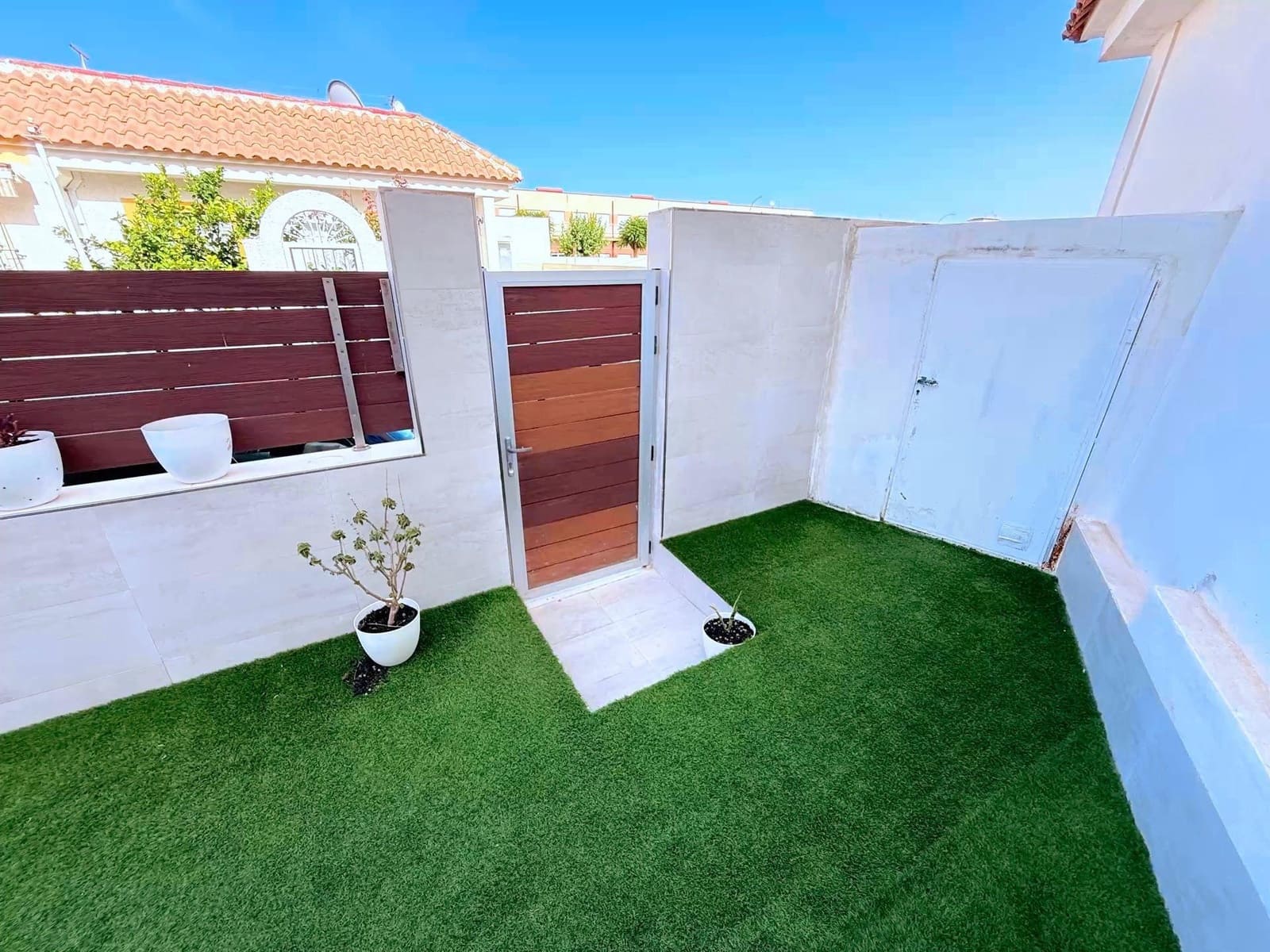 Adosado de 4 habitaciones en Los Alcázares en venta - 175.000 € (Ref: 10060273)