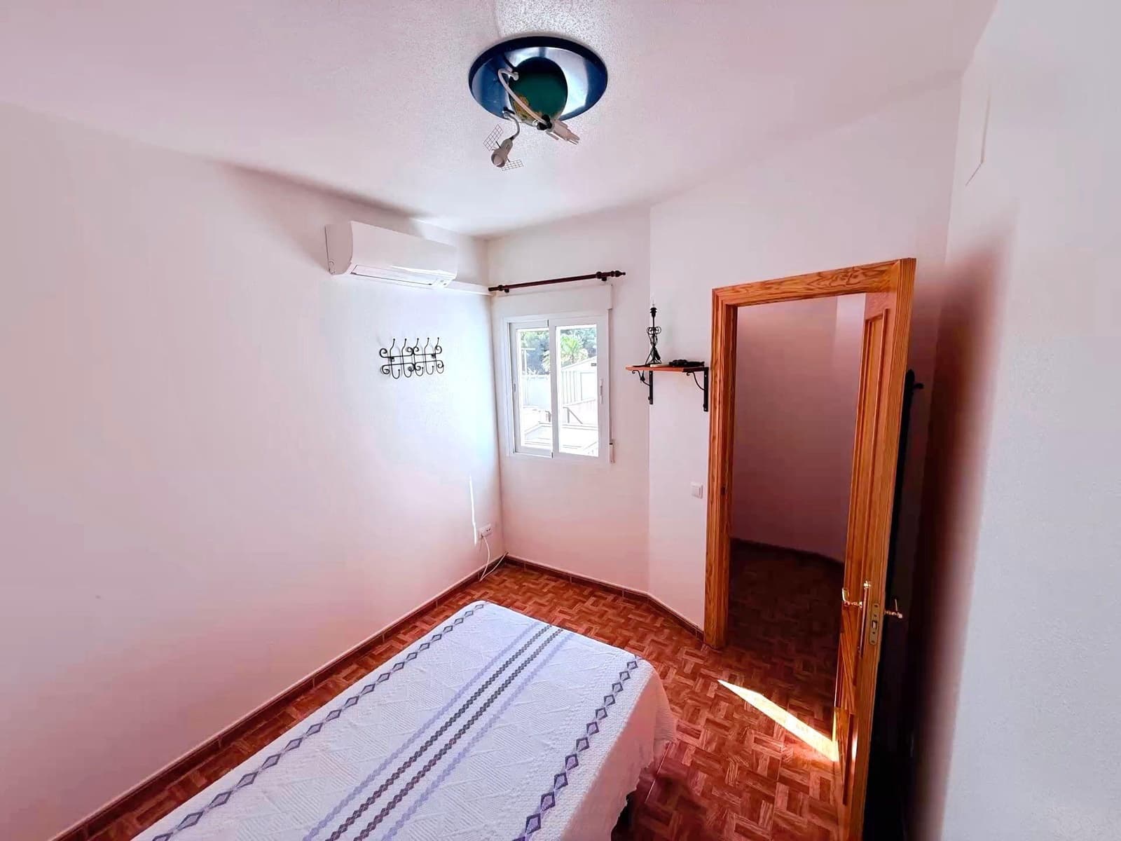 Adosado de 4 habitaciones en Los Alcázares en venta - 175.000 € (Ref: 10060273)