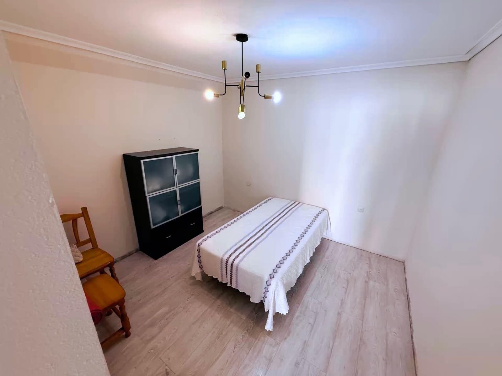 Adosado de 4 habitaciones en Los Alcázares en venta - 175.000 € (Ref: 10060273)