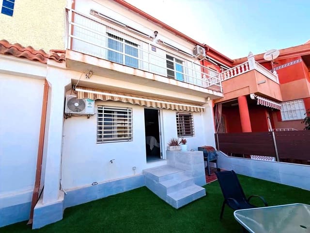 4 makuuhuone Rivitalo myytävänä paikassa Los Alcázares - 175 000 € (Ref: 10060273)