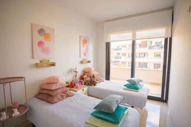 3 soverom Leilighet til salgs i Punta Prima, Orihuela med svømmebasseng garasje - € 450 000 (Ref: 10060277)