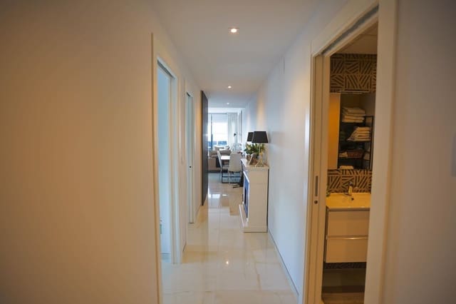 3 soverom Leilighet til salgs i Punta Prima, Orihuela med svømmebasseng garasje - € 450 000 (Ref: 10060277)