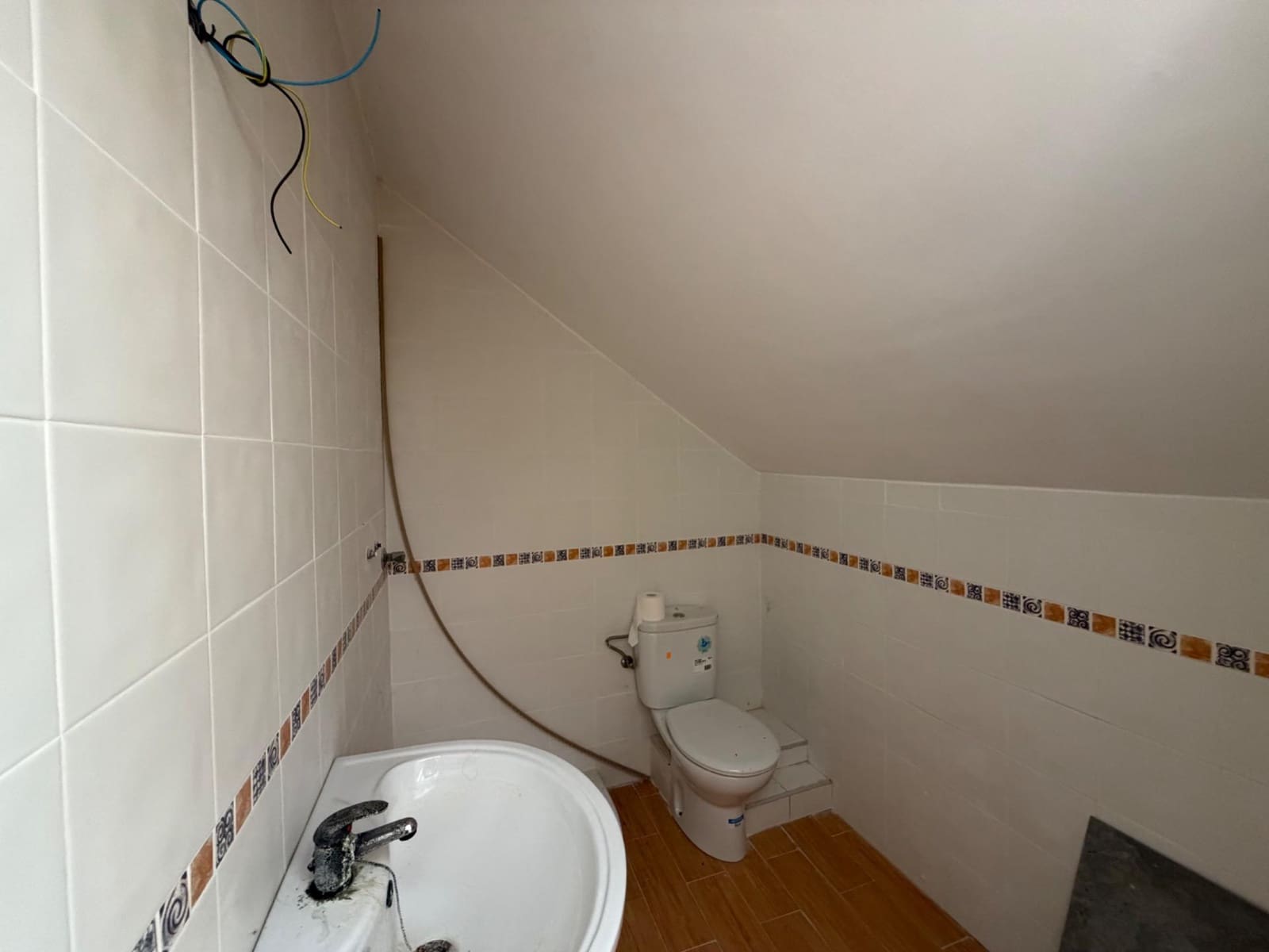 Kontor til leje i Abanilla - € 350 (Ref: 10060278)