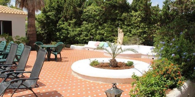 4 chambre Villa/Maison à vendre à Alicante ville avec piscine garage - 900 000 € (Ref: 10060279)
