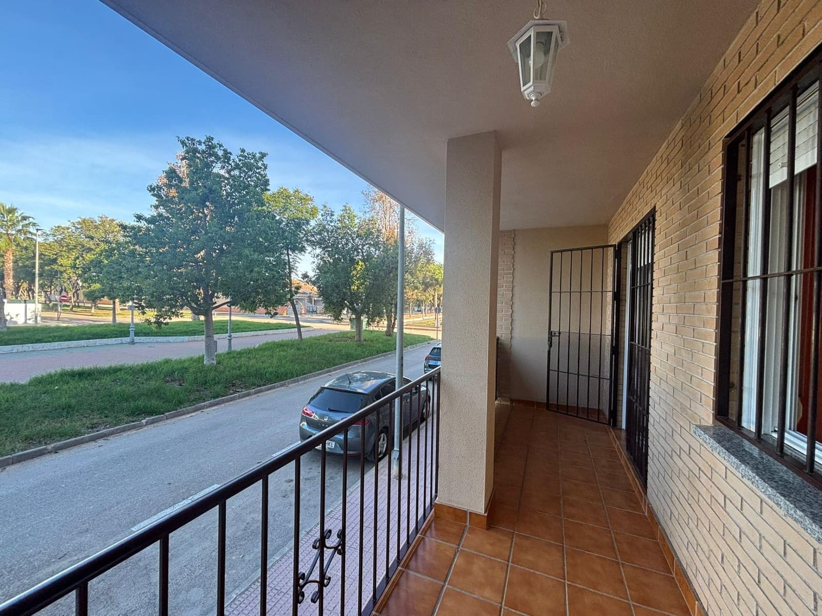 3 soverom Leilighet til leie i Los Alcazares - € 800 (Ref: 10060282)
