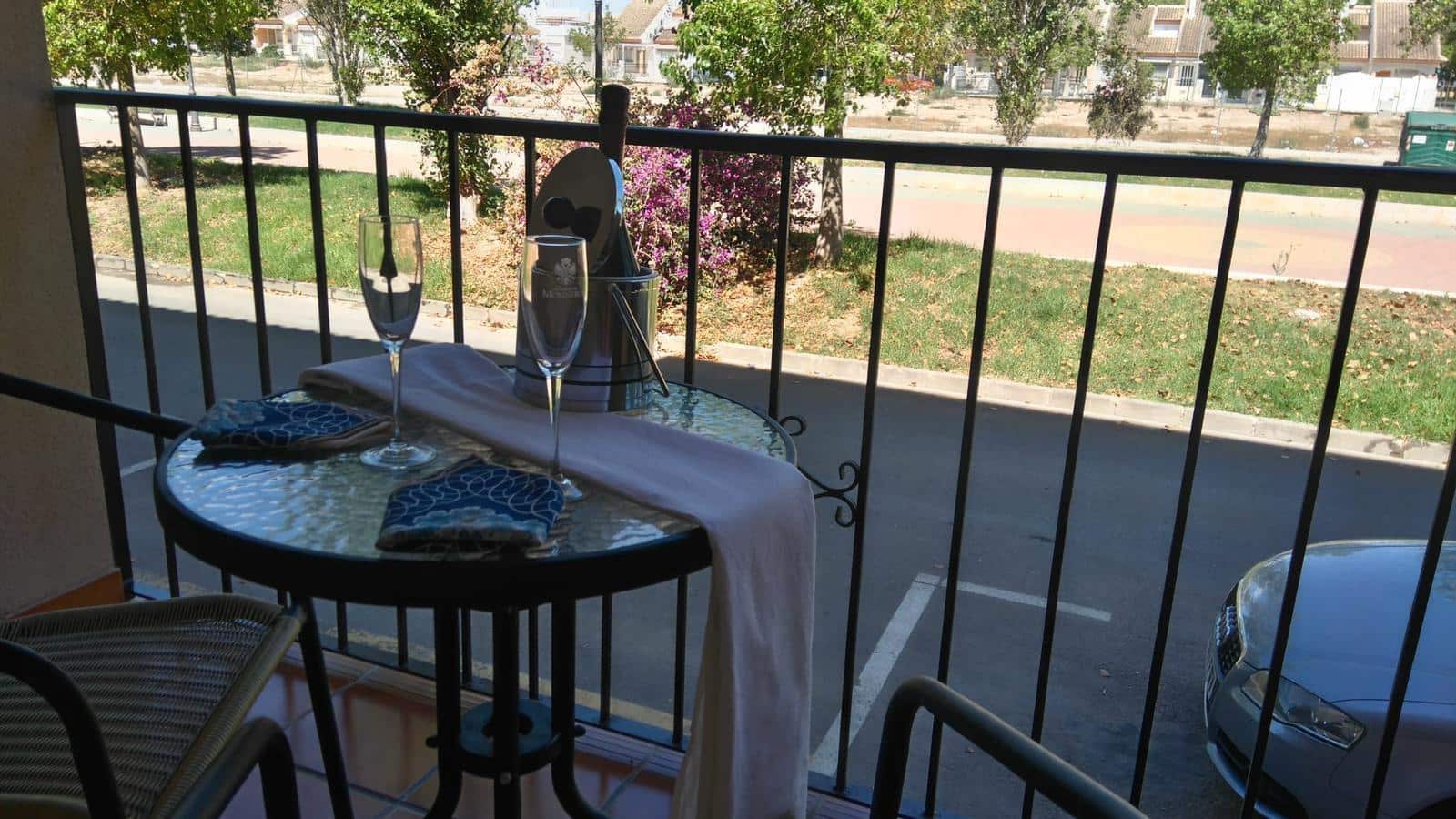 3 soverom Leilighet til leie i Los Alcazares - € 800 (Ref: 10060282)