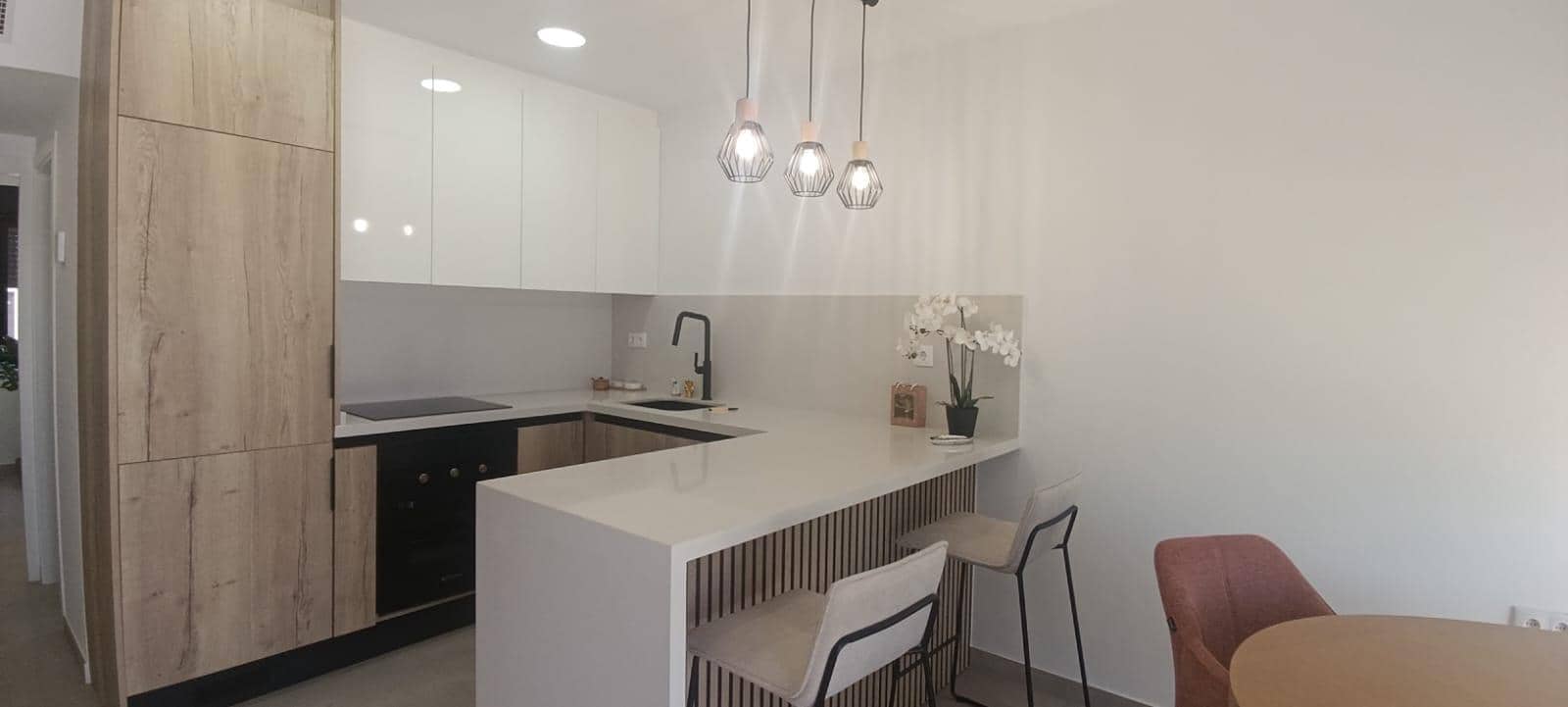 2 bedroom Apartment for sale in Pilar de la Horadada with garage - € 225,000 (Ref: 10060289)