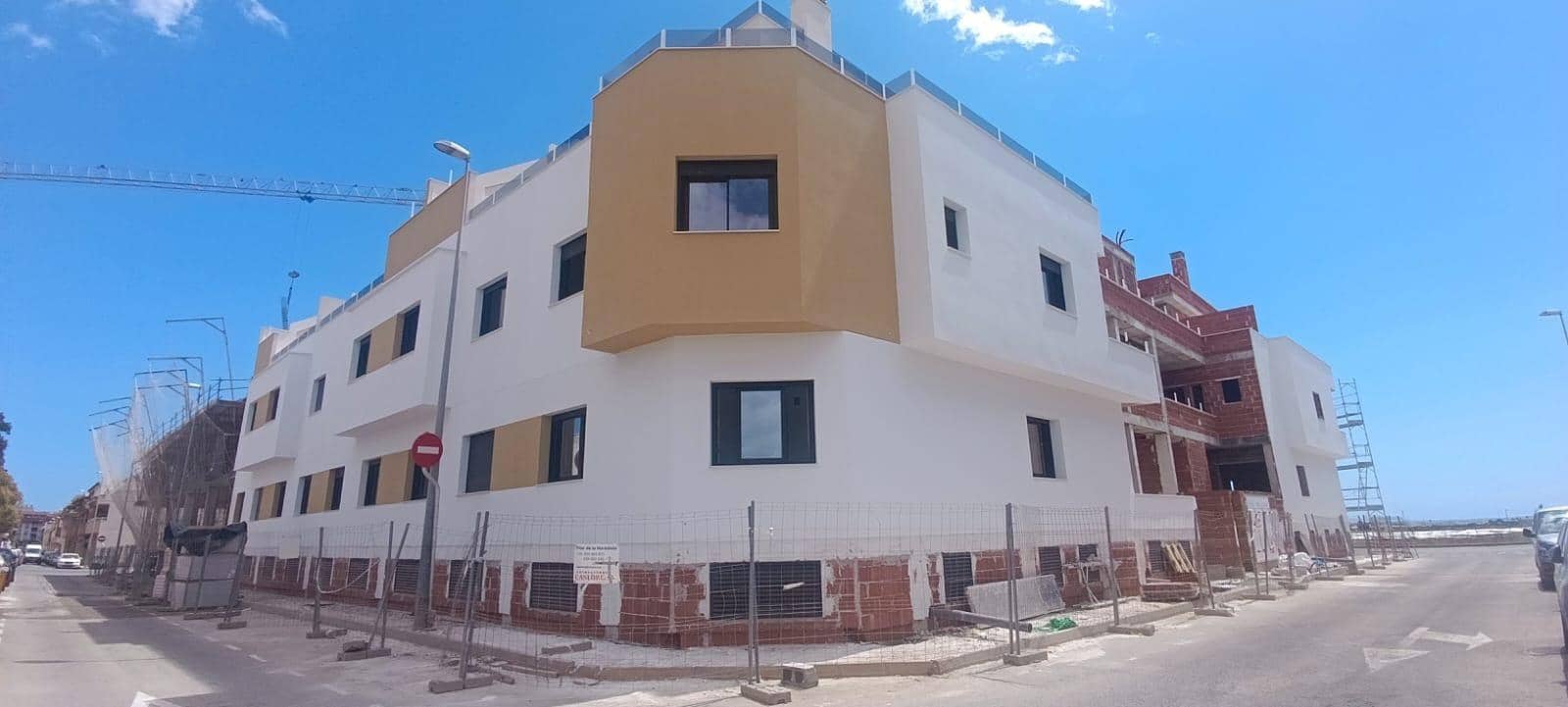 2 bedroom Apartment for sale in Pilar de la Horadada with garage - € 225,000 (Ref: 10060289)