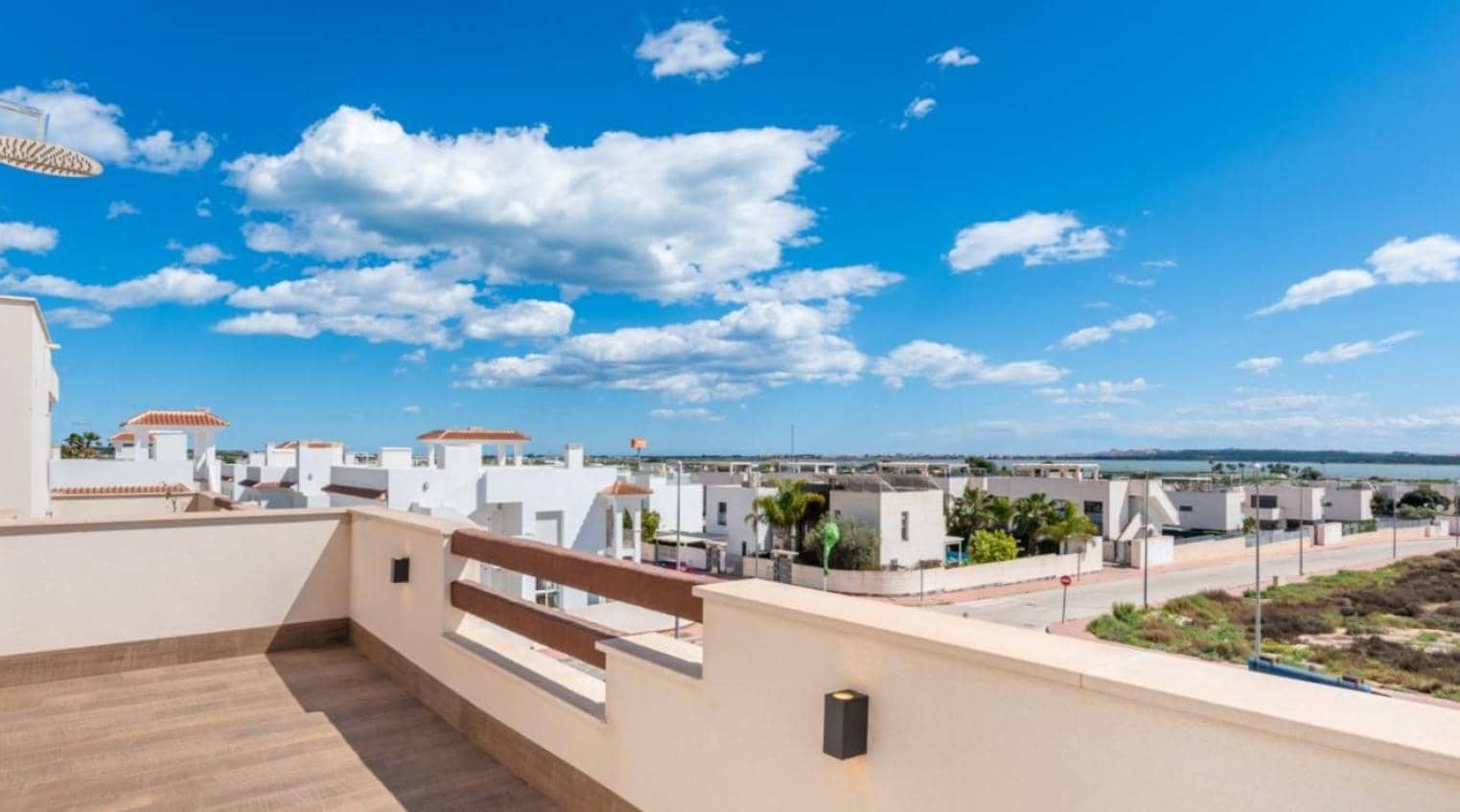 3 Zimmer Villa zu verkaufen in Playa Honda mit Pool - 489.000 € (Ref: 10060292)