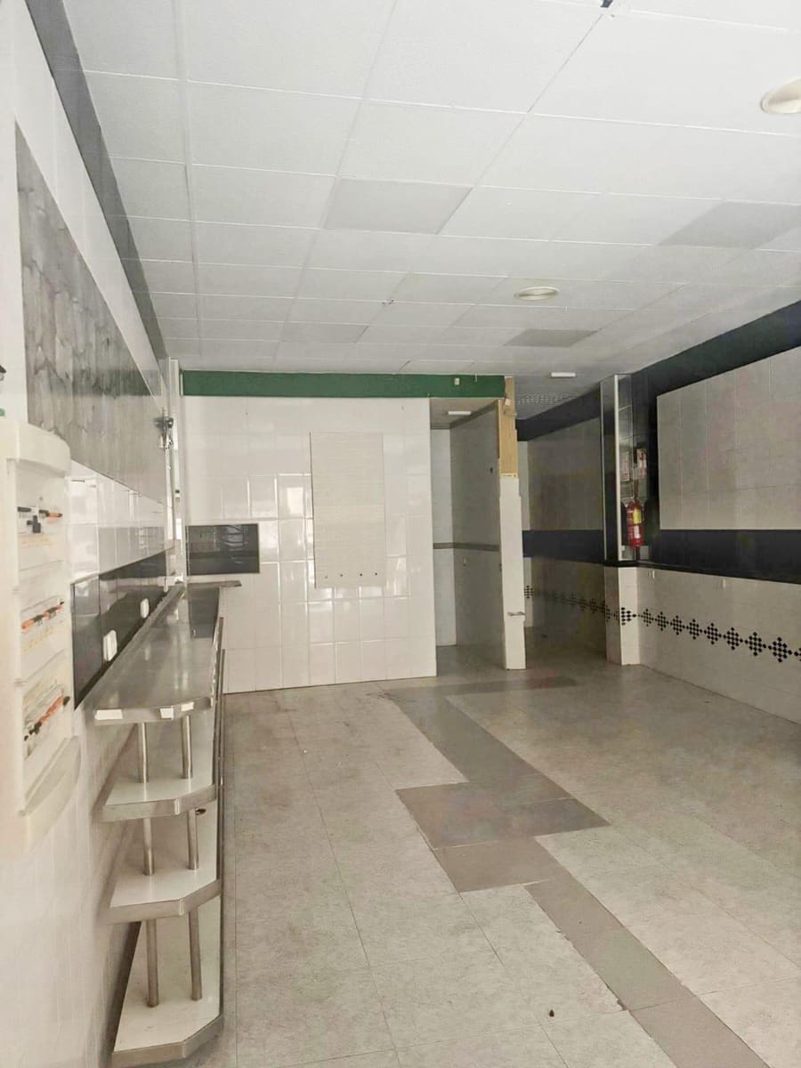 Erhverv til salg i Los Alcazares - € 80.000 (Ref: 10060296)