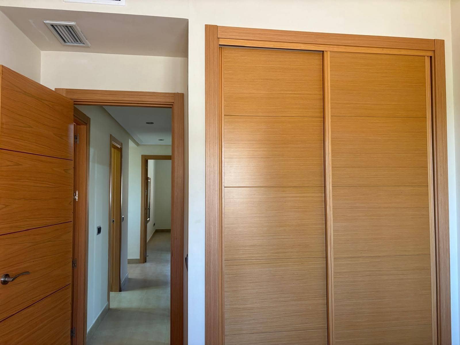3 chambre Appartement à vendre à Los Alcazares avec piscine garage - 230 000 € (Ref: 10060305)