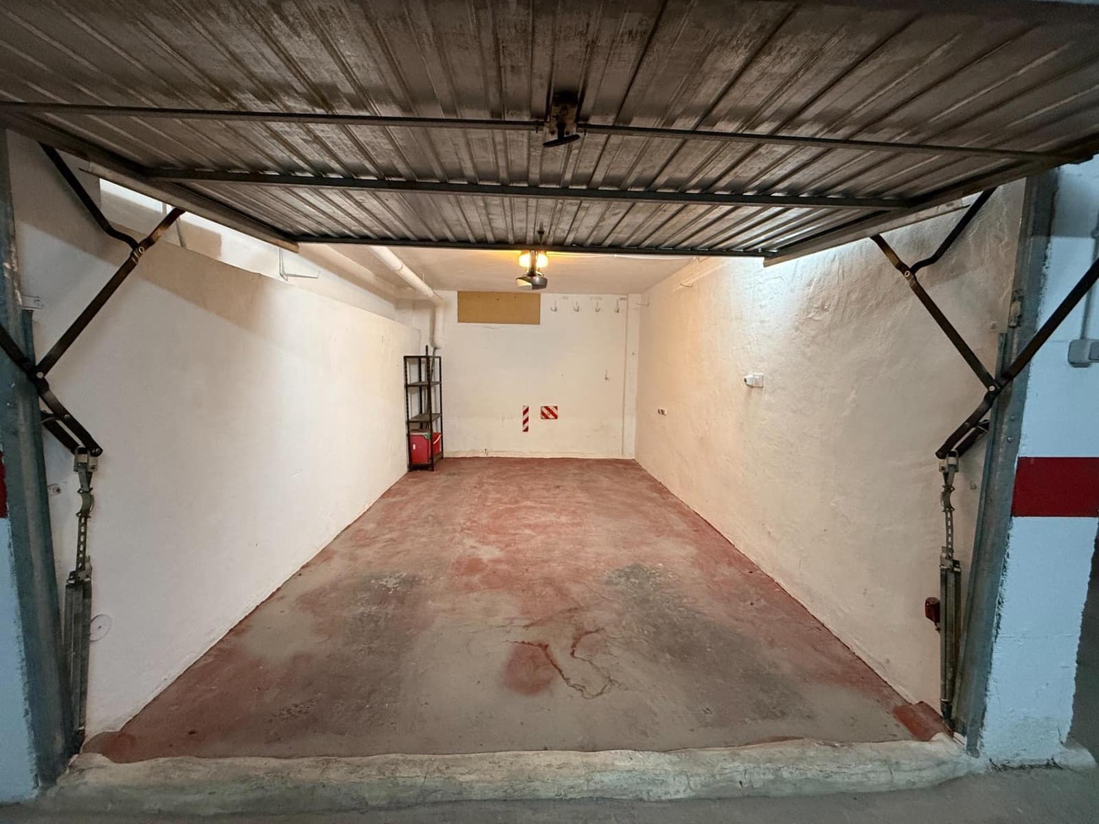 Garage til salg i Los Alcazares - € 14.900 (Ref: 10060321)