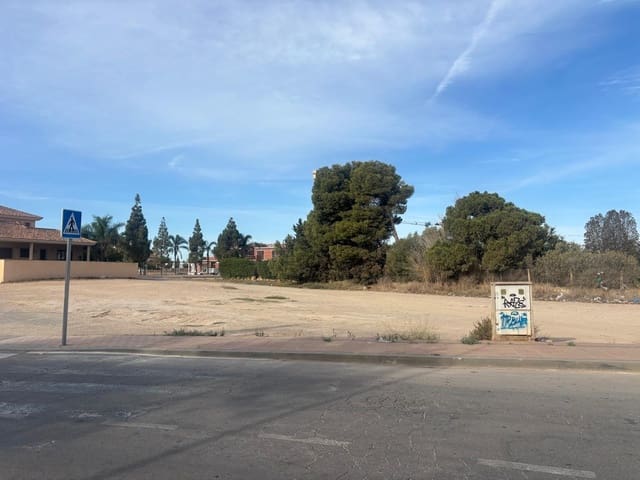 Bauplatz zu verkaufen in Centro, Los Alcázares - 668.000 € (Ref: 10060329)