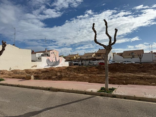 Bauplatz zu verkaufen in Centro, Los Alcázares - 825.000 € (Ref: 10060330)