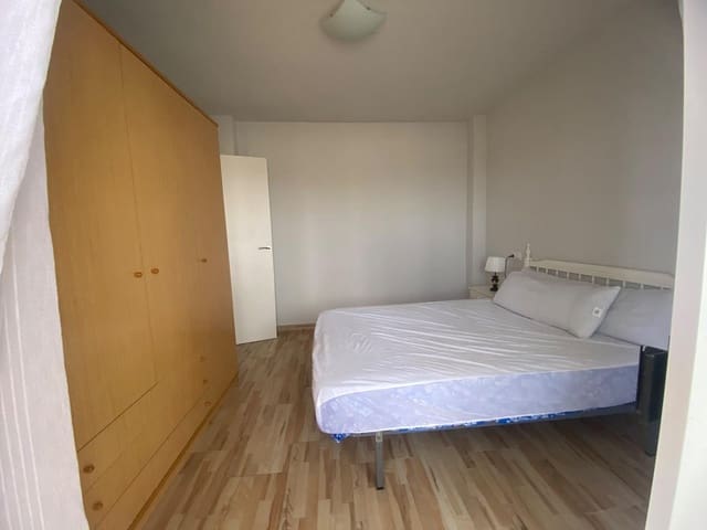 Piso de 1 habitación en Mil Palmeras, Pilar de la Horadada en alquiler con piscina - 700 € (Ref: 10062180)
