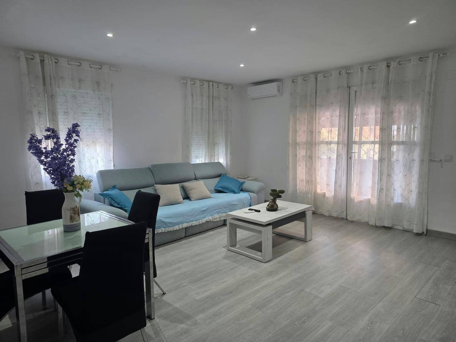 1 bedroom Apartment for rent in Los Alcazares - € 700 (Ref: 10076610)