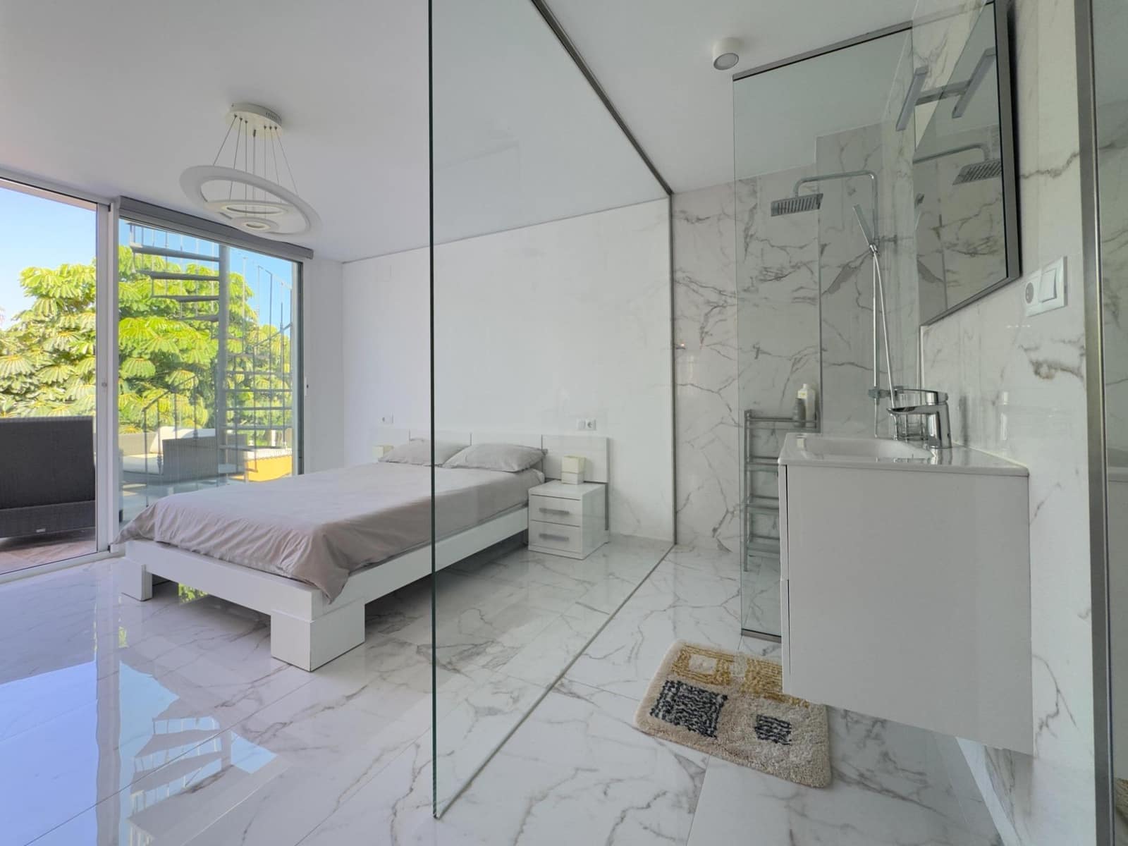 4 soveværelse Villa til salg i Los Alcazares med swimmingpool garage - € 695.000 (Ref: 10086378)