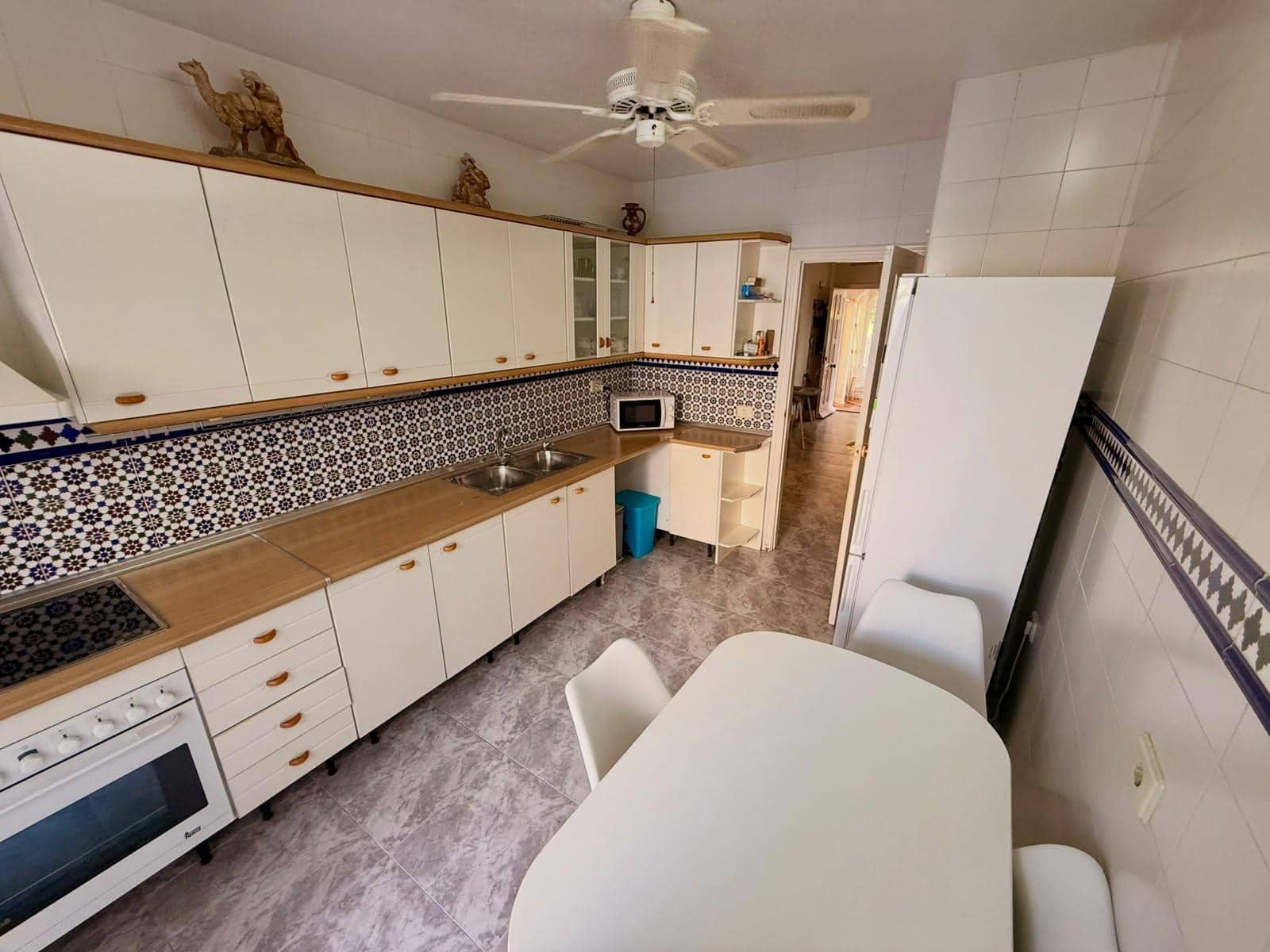 3 Zimmer Reihenhaus zu verkaufen in Los Alcazares mit Garage - 167.000 € (Ref: 10094913)