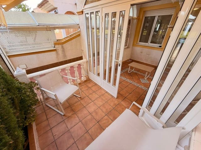 3 Zimmer Reihenhaus zu verkaufen in Los Alcázares mit Garage - 167.000 € (Ref: 10094913)