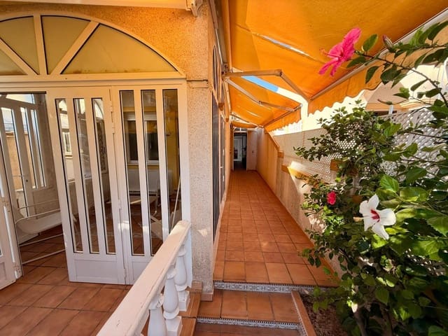 3 Zimmer Reihenhaus zu verkaufen in Los Alcázares mit Garage - 167.000 € (Ref: 10094913)