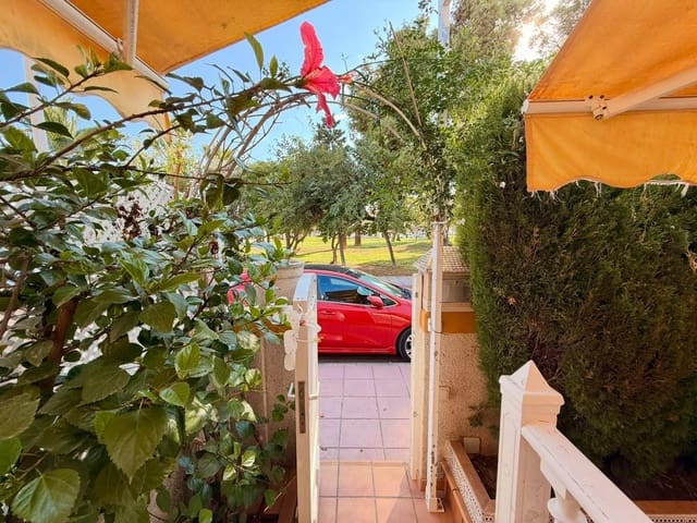 3 Zimmer Reihenhaus zu verkaufen in Los Alcázares mit Garage - 167.000 € (Ref: 10094913)