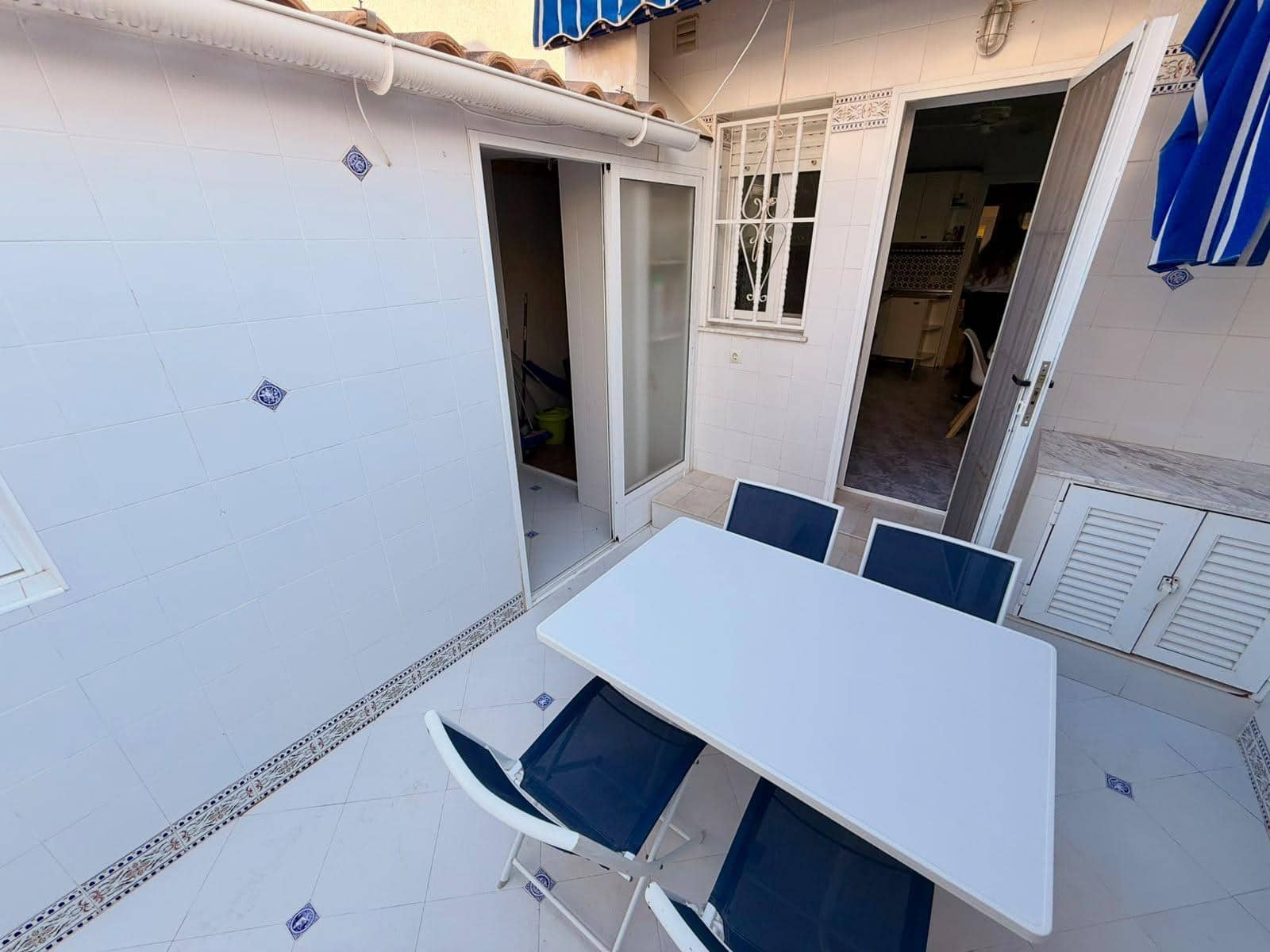 3 Zimmer Reihenhaus zu verkaufen in Los Alcazares mit Garage - 167.000 € (Ref: 10094913)