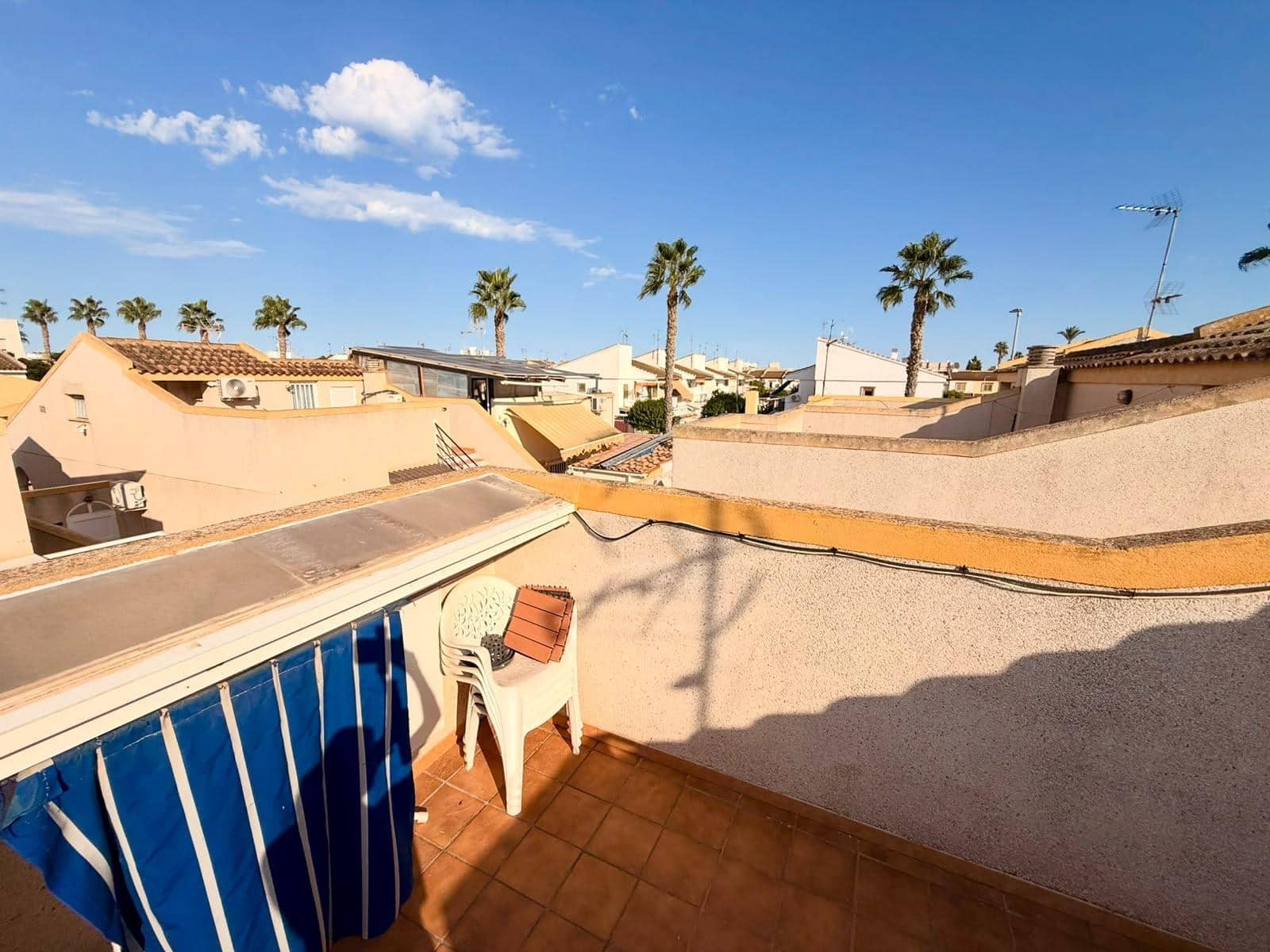 3 Zimmer Reihenhaus zu verkaufen in Los Alcazares mit Garage - 167.000 € (Ref: 10094913)