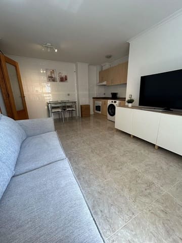 2 soveværelse Lejlighed til leje i Playa de los Náufragos, Torrevieja - € 700 (Ref: 10100387)
