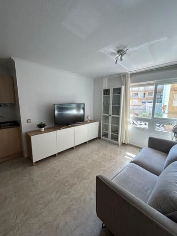 2 soveværelse Lejlighed til leje i Playa de los Náufragos, Torrevieja - € 700 (Ref: 10100387)