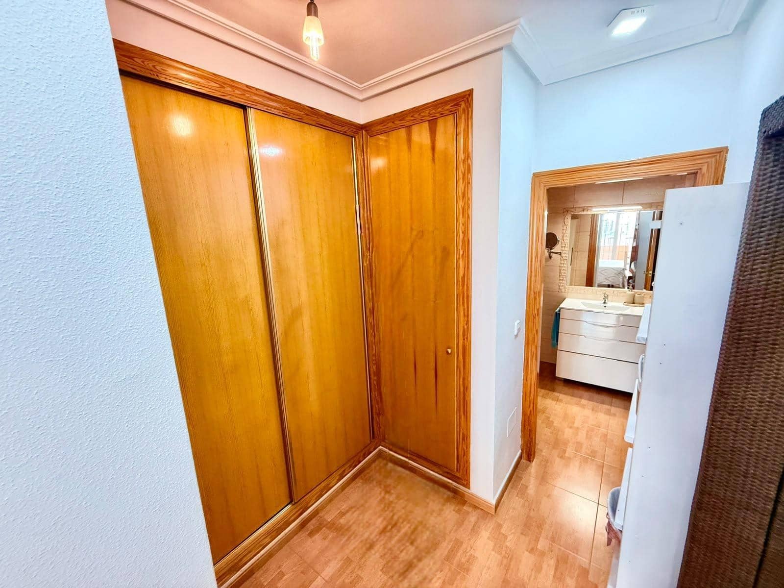 4 makuuhuone Omakotitalo myytävänä paikassa Lo Pagan mukana 
autotalli - 340 000 € (Ref: 10120104)