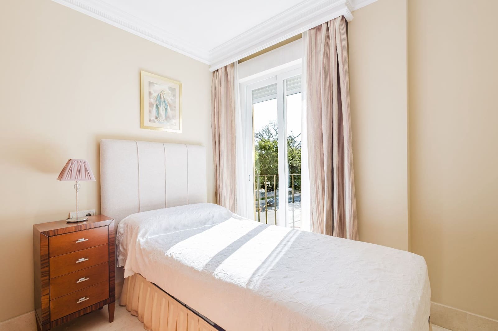 4 slaapkamer Flat te koop in Velez-Malaga - € 310.000 (Ref: 10002455)