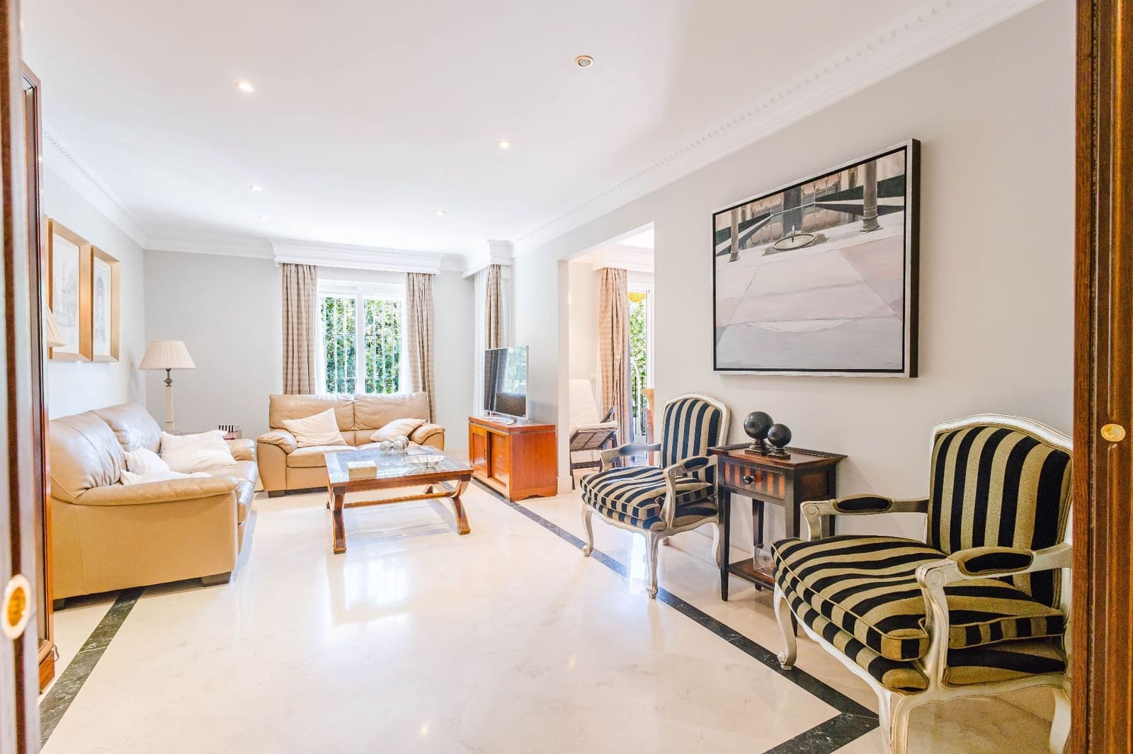 4 slaapkamer Flat te koop in Velez-Malaga - € 310.000 (Ref: 10002455)