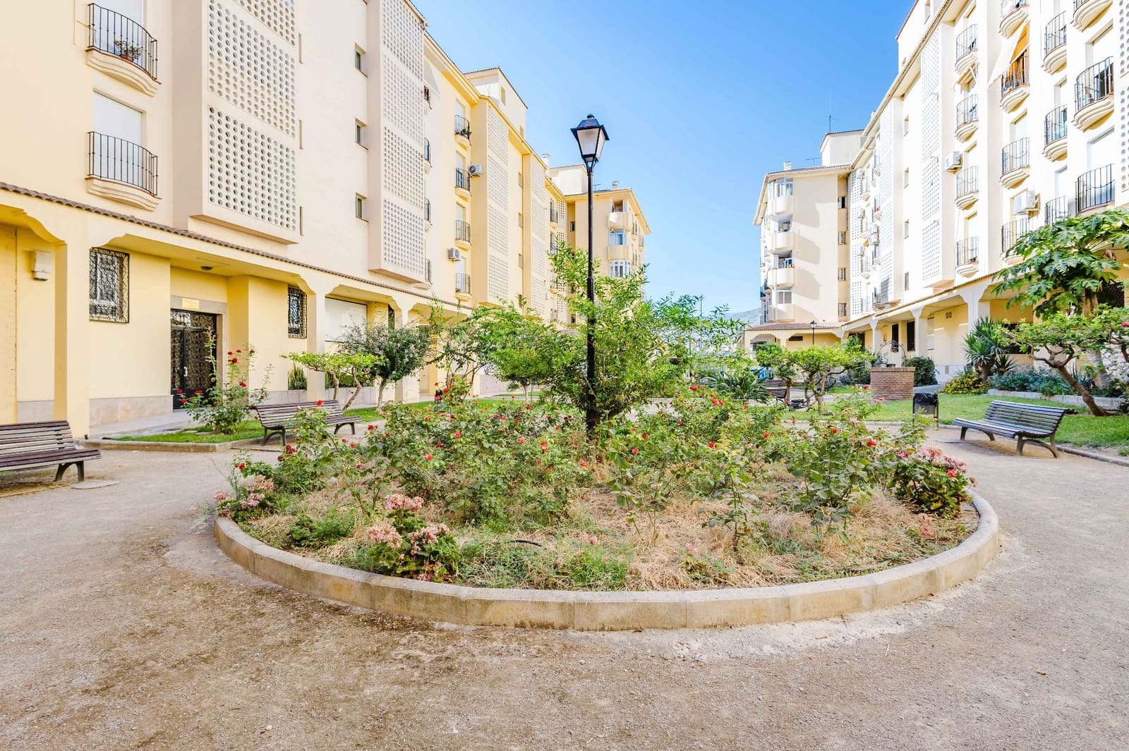 4 slaapkamer Flat te koop in Velez-Malaga - € 310.000 (Ref: 10002455)