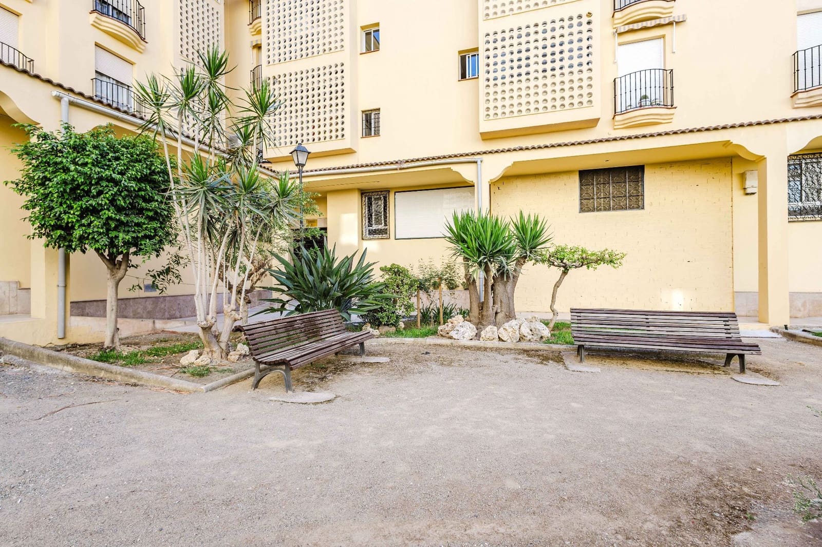 4 slaapkamer Flat te koop in Velez-Malaga - € 310.000 (Ref: 10002455)