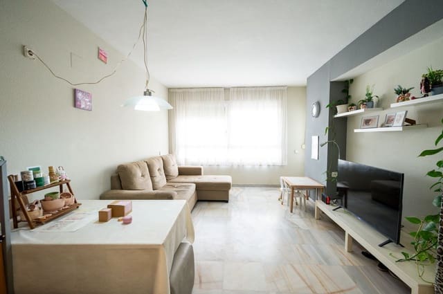 1 sovrum Lägenhet till salu i Ibiza stad med pool - 399 000 € (Ref: 10002456)