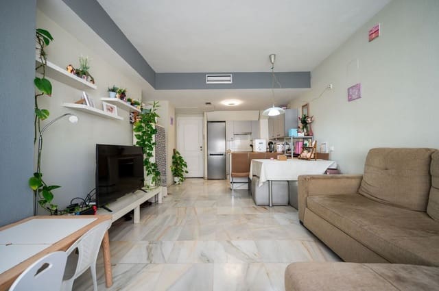 1 sovrum Lägenhet till salu i Ibiza stad med pool - 399 000 € (Ref: 10002456)