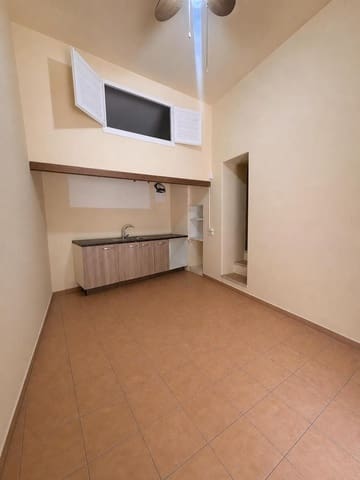 Piso de 2 habitaciones en Ibiza / Eivissa ciudad en venta - 270.000 € (Ref: 10002584)