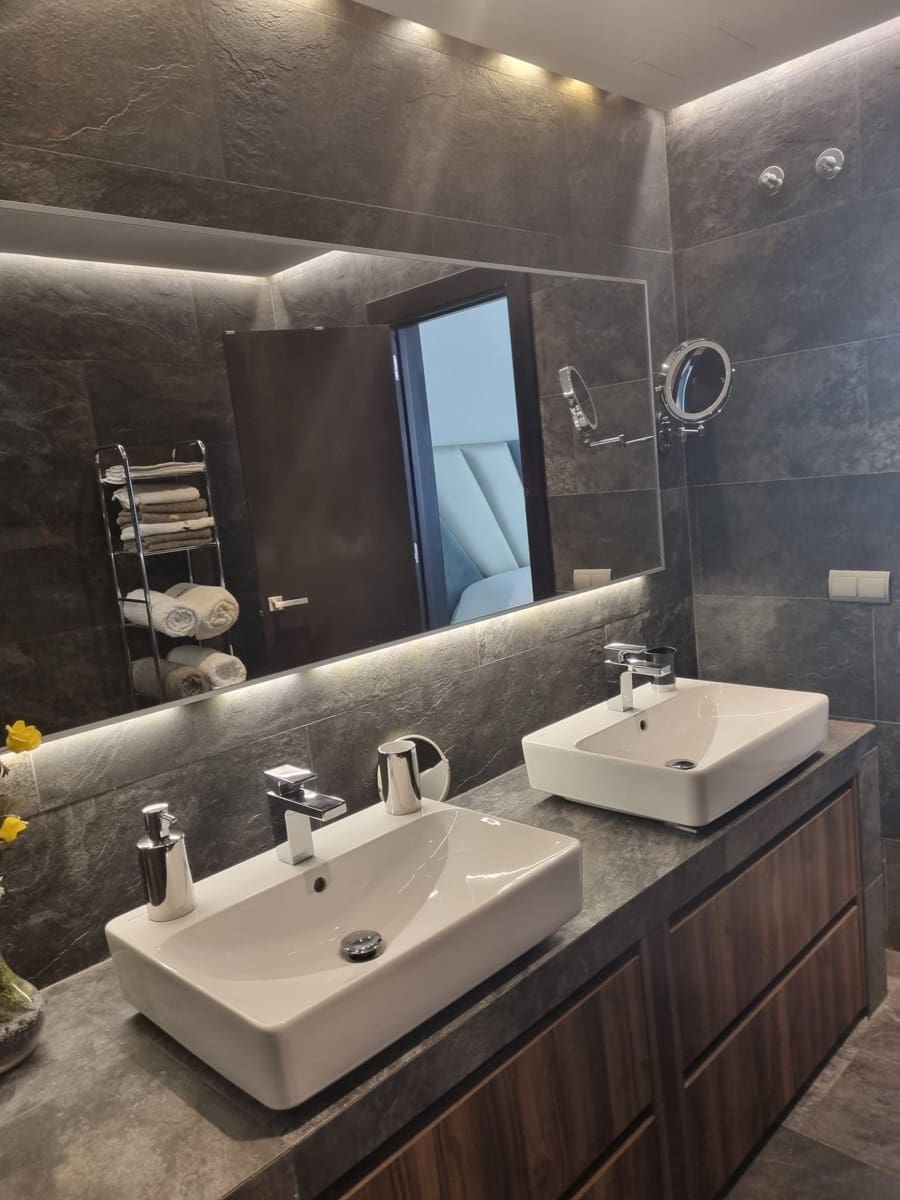 2 quarto Apartamento para venda em Benahavis com piscina - 595 000 € (Ref: 10008298)