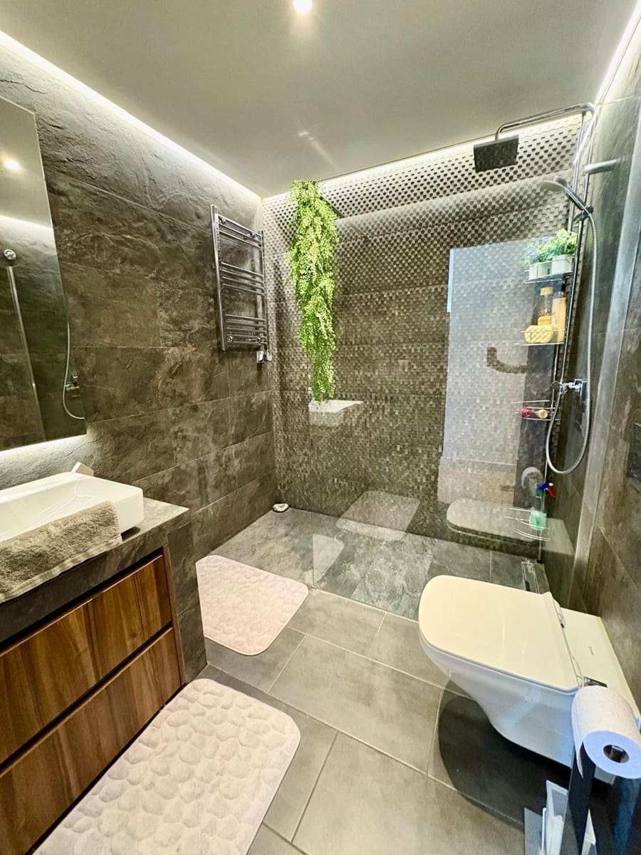 2 quarto Apartamento para venda em Benahavis com piscina - 595 000 € (Ref: 10008298)