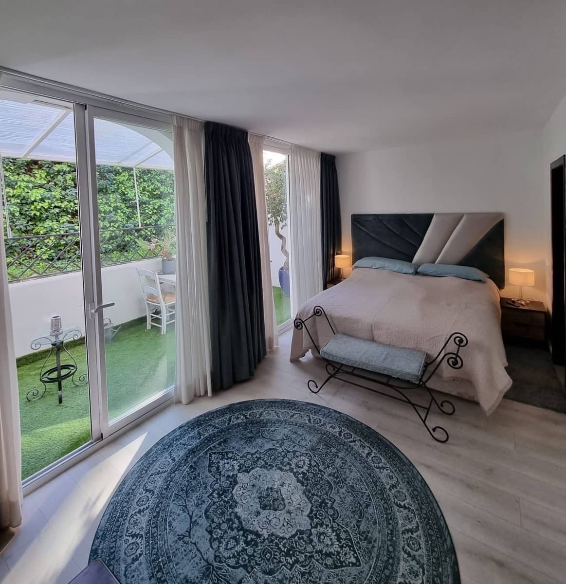 2 quarto Apartamento para venda em Benahavis com piscina - 595 000 € (Ref: 10008298)