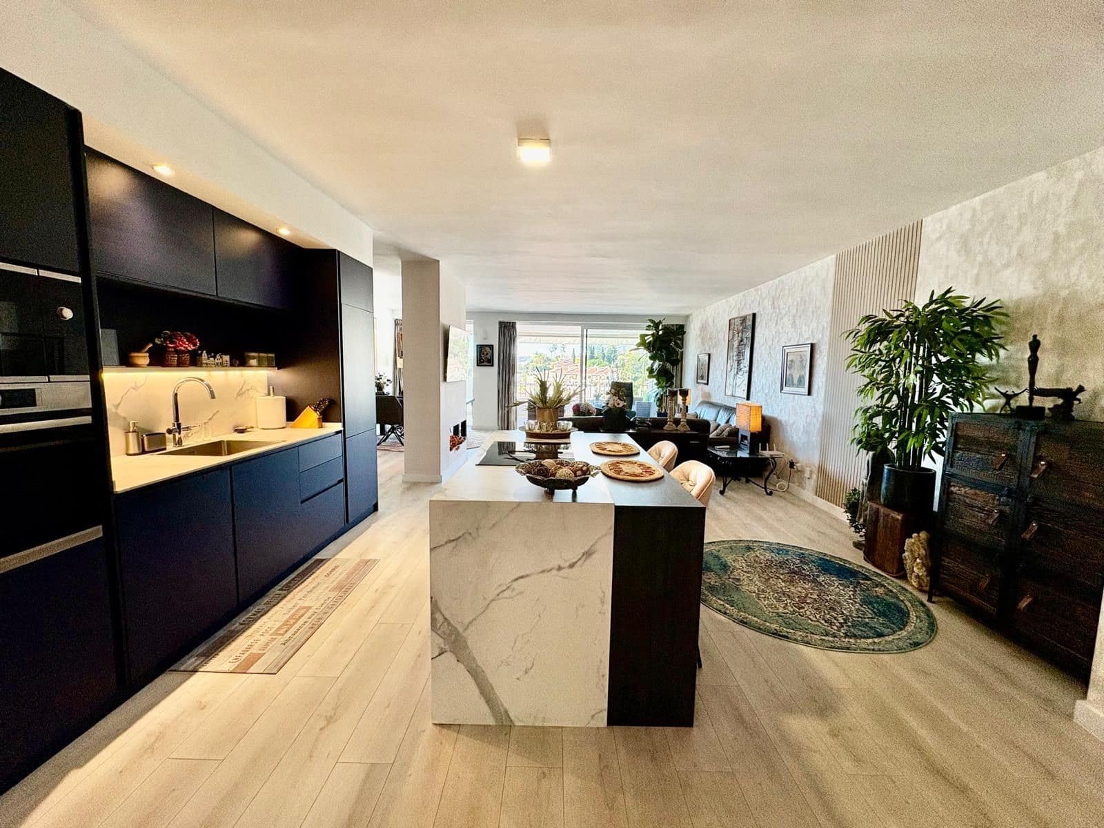 2 quarto Apartamento para venda em Benahavis com piscina - 595 000 € (Ref: 10008298)