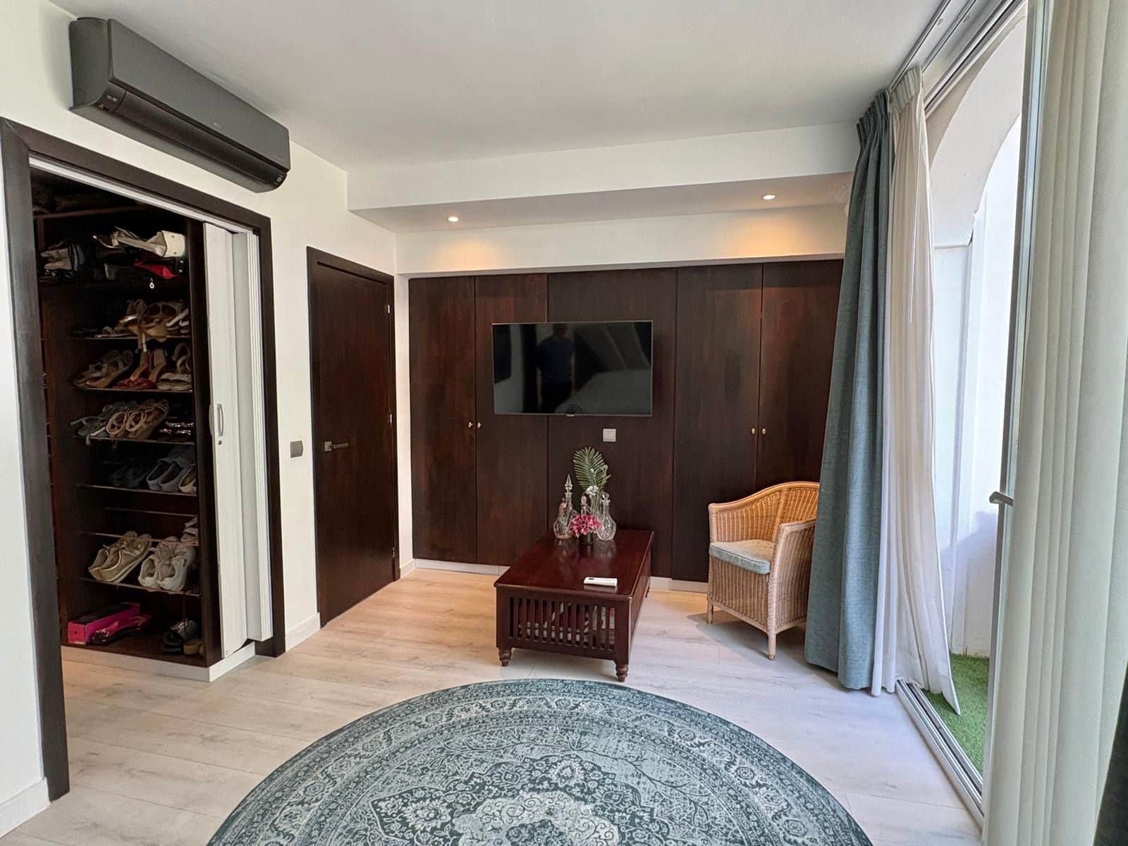 2 quarto Apartamento para venda em Benahavis com piscina - 595 000 € (Ref: 10008298)