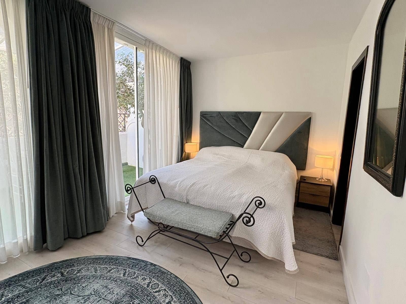 2 quarto Apartamento para venda em Benahavis com piscina - 595 000 € (Ref: 10008298)