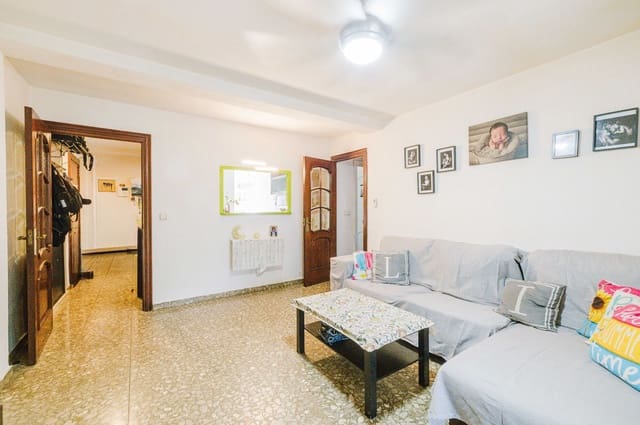 4 sypialnia Mieszkanie na sprzedaż w Miasto Málaga - 280 000 € (Ref: 10010245)