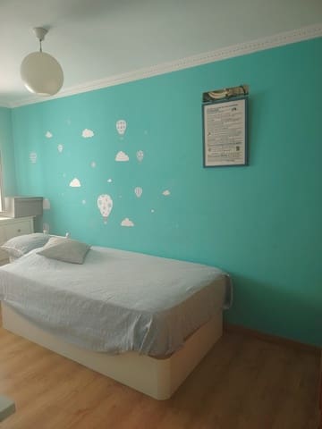 4 quarto Moradia Geminada para venda em Ibiza / Eivissa cidade com garagem - 740 000 € (Ref: 10012806)