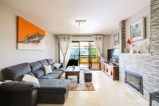 2 Zimmer Wohnung zu verkaufen in Estepona mit Pool Garage - 380.000 € (Ref: 10015031)