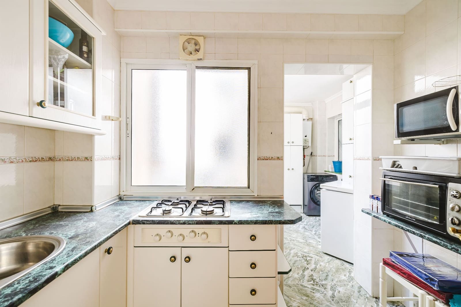 3 slaapkamer Flat te koop in Malaga stad - € 295.000 (Ref: 10017037)