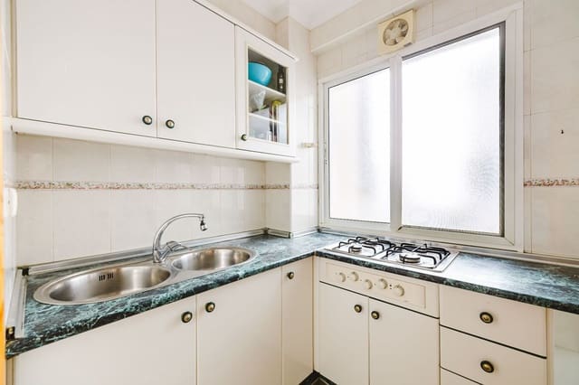 3 slaapkamer Flat te koop in Málaga stad - € 295.000 (Ref: 10017037)