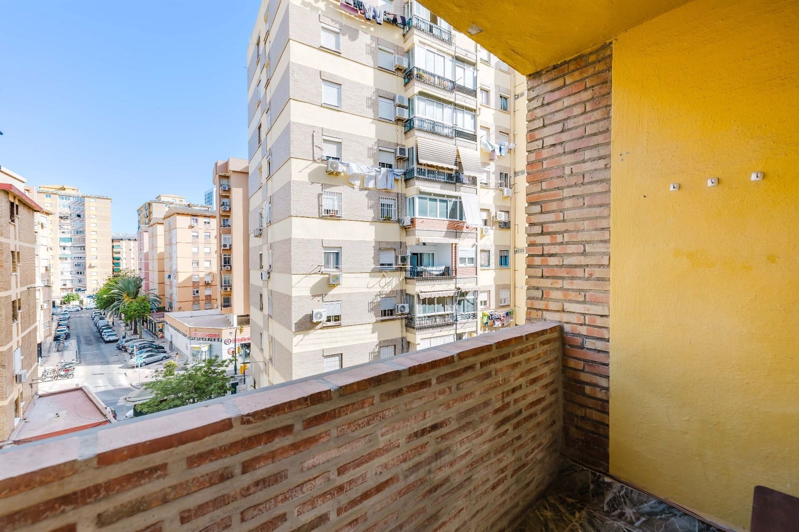 3 slaapkamer Flat te koop in Malaga stad - € 295.000 (Ref: 10017037)