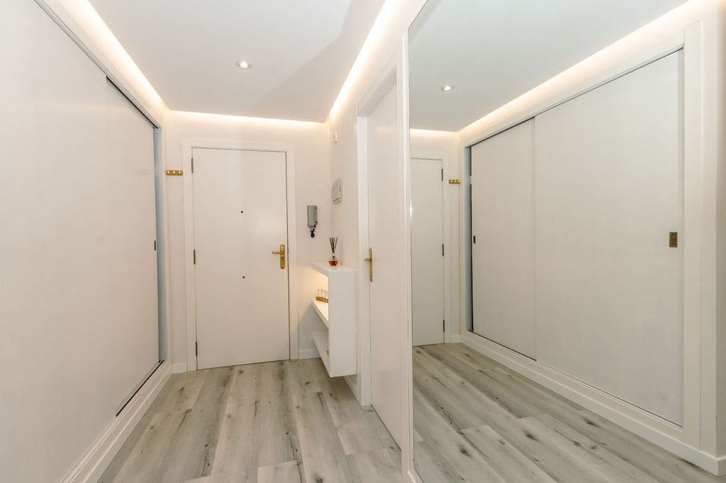 3 bedroom Flat for sale in Ibiza / Eivissa town with garage - € 648,000 (Ref: 10017038)